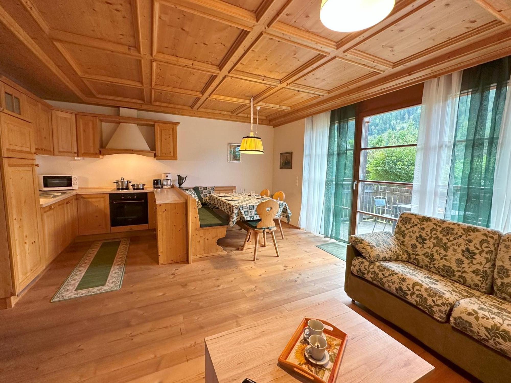 Appartement Haus Clara By Isa Badkleinkirchheim à Bad Kleinkirchheim Extérieur photo